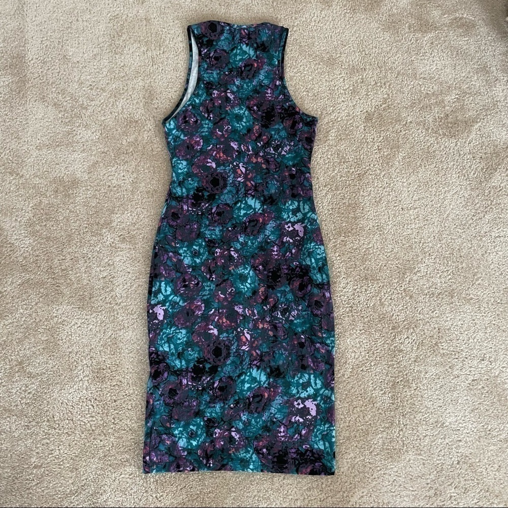 NWOT WAYF Floral Print Sleeveless Dress! - Picture 6 of 7